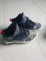 Jordan sneakers, Sport en Fitness, Ophalen, Zo goed als nieuw, Schoenen