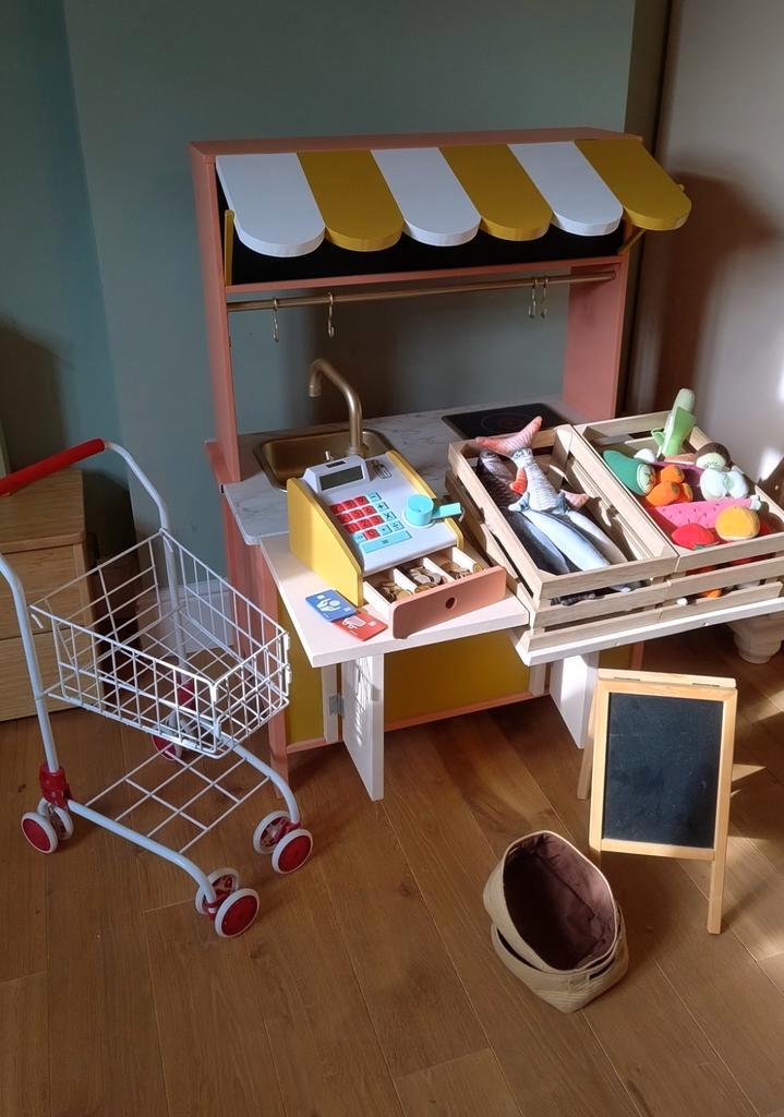 Winkeltje / keukentje ikea, Kinderen en Baby's, Speelgoed | Speelkeukens, Speelkeuken, Ophalen