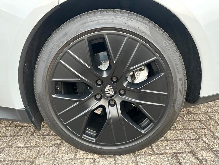 Velgenset Porsche Taycan 20” met Pirelli zomerbanden., Auto-onderdelen, Banden en Velgen, Band(en), Zomerbanden, 20 inch, 285 mm