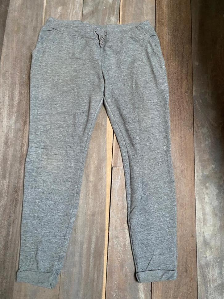 Décathlon legging 2XL gris chiné coton épais W 38 L 31, Vêtements | Femmes, Leggings, Collants & Bodies, Porté, Legging, Autres tailles