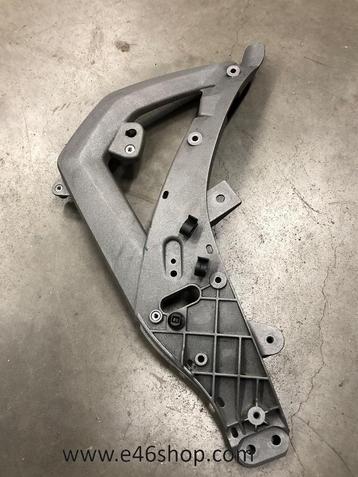 KUIPFRAME DRAGER RECHTS BMW R1200GS R1250GS OE 46638528674 beschikbaar voor biedingen