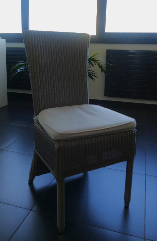 Eetstoelen 8 stuks Vincent Shephard, Huis en Inrichting, Stoelen, Zo goed als nieuw, Vijf, Zes of meer stoelen, Riet of Rotan
