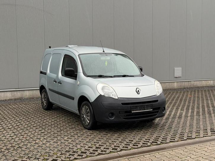 Renault Kangoo euro5 blanco gekeurd, Auto's, Bestelwagens en Lichte vracht, Particulier, ABS, Airbags, Airconditioning, Boordcomputer
