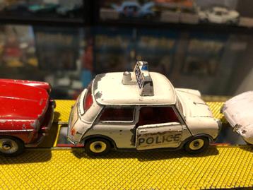 dinky toys mini police beschikbaar voor biedingen