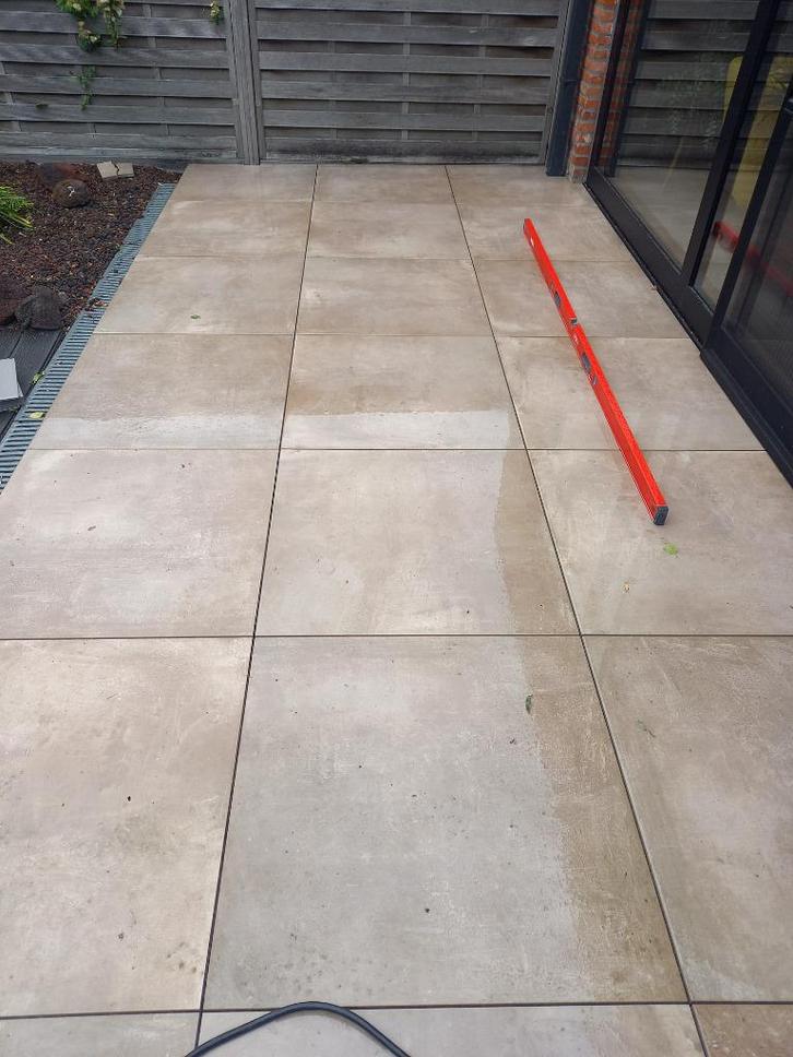 NIEUW bruingrijze tegel 80x80x2cm terrastegel, Doe-het-zelf en Bouw, Tegels, Nieuw, Vloertegels, Keramiek, 60 cm of meer, 60 cm of meer