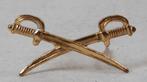 Emblème ABL, 2 épées croisées, plaqué or, Collections, Enlèvement ou Envoi, Armée de terre, Emblème ou Badge