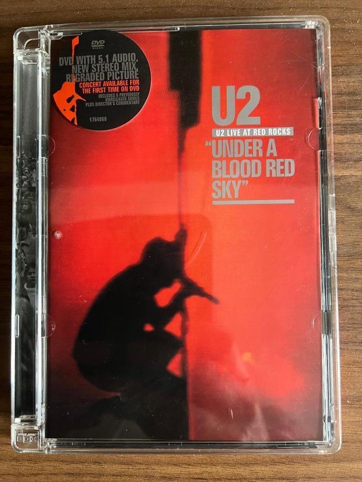 U2 - Under a blood Red Sky DVD, CD & DVD, DVD | Musique & Concerts, Comme neuf, Musique et Concerts, Tous les âges, Enlèvement