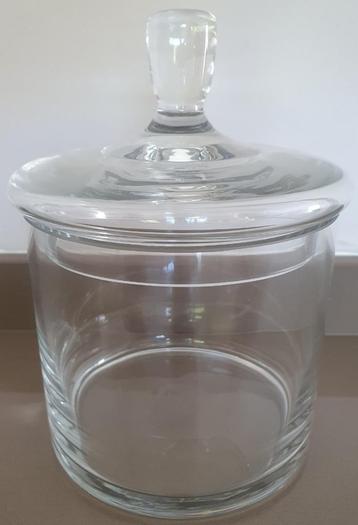 Bonbonnière en verre transparent beschikbaar voor biedingen