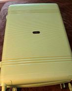 1 grote en 1 middelgrote reiskoffer, Handtassen en Accessoires, Gebruikt, Hard kunststof, 45 tot 55 cm, Slot