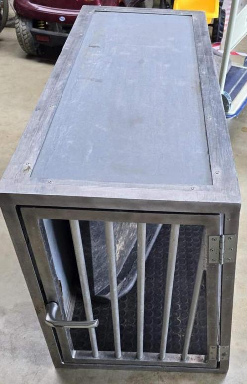 grote stevige hondenbench met doorkijkwand, Dieren en Toebehoren, Hondenbenches, Gebruikt, Ophalen
