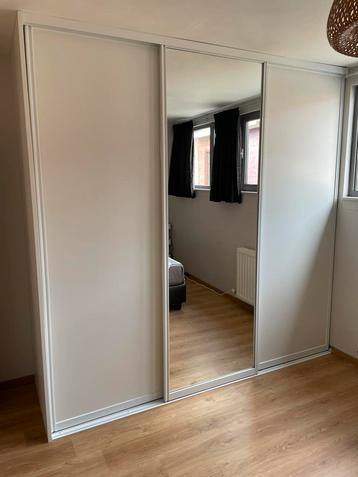(Inbouw)kast beschikbaar voor biedingen