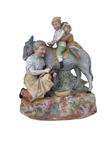 Grande Figurine en Biscuit de Porcelaine Allemande 3127 disponible aux enchères