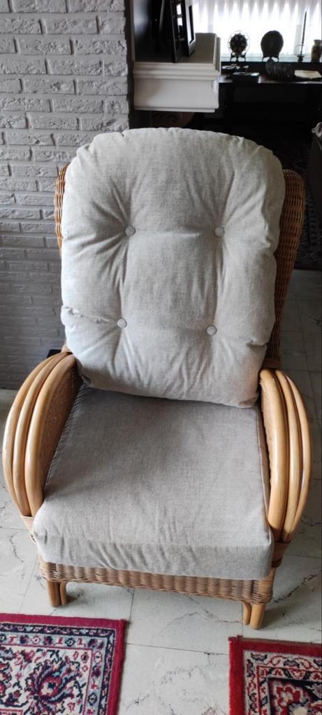 Rieten bamboe zetel met nieuw kussen, Huis en Inrichting, Fauteuils, Zo goed als nieuw, Ophalen
