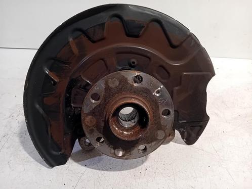 WIELNAAF LINKS VOOR Audi A3 Sportback (8VA / 8VF), Auto-onderdelen, Remmen en Aandrijving, Audi, Gebruikt