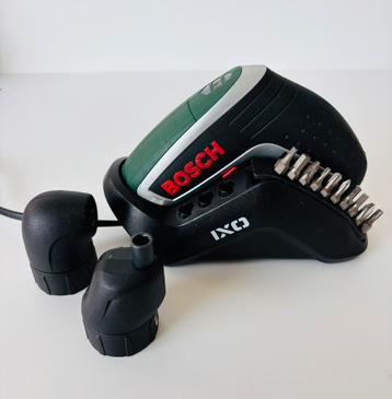 Bosch IXO Set (incl laadstation en 2 adapters) beschikbaar voor biedingen