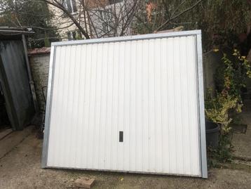 Porte de garage beschikbaar voor biedingen