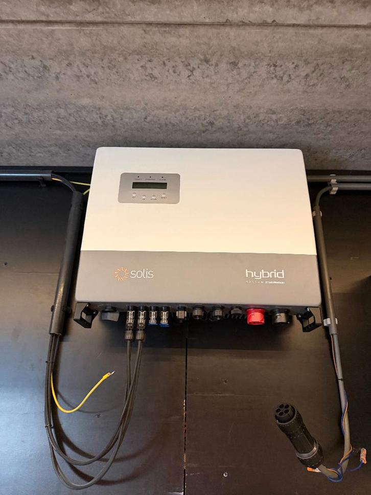 Hybride omvormer Solis 10k-3p-rhi-hves-5G, Bricolage & Construction, Panneaux solaires & Accessoires, Comme neuf, Collecteur, 200 watts-crêtes ou plus