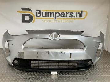 Bumper Toyota Yaris Cross 20-25 pdc 52119-0DC20 Voorbumper D beschikbaar voor biedingen