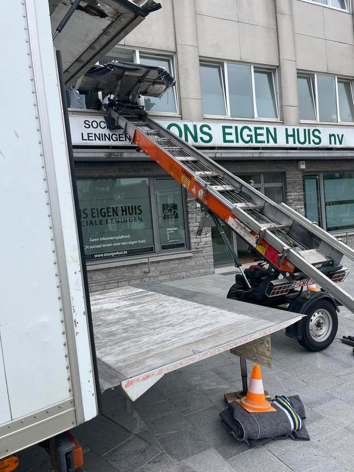 ‼️ verhuislift‼️7️⃣0️⃣euro incl 2 helpers, Doe-het-zelf en Bouw, Ladders en Trappen, Zo goed als nieuw, Ophalen of Verzenden