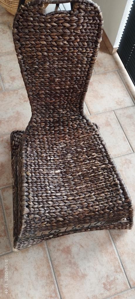 Chaise basse, fauteuil à bascule, en fibres naturelles, Maison & Meubles, Maison & Meubles | Autre, Utilisé, Enlèvement