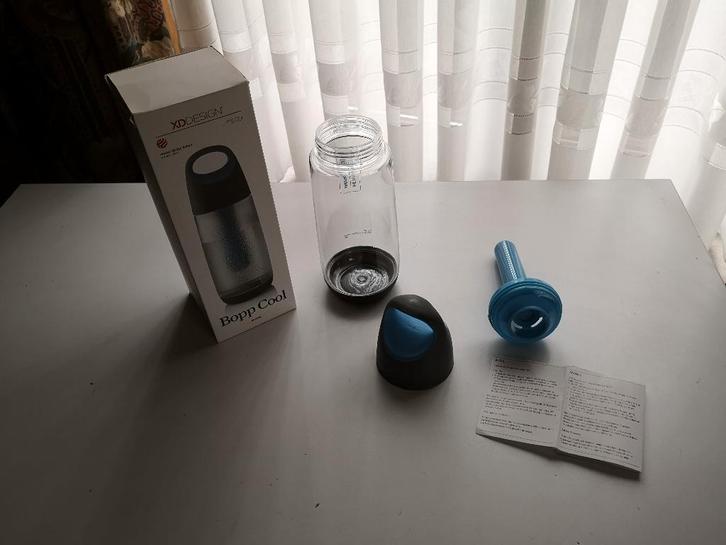 Drinkkoelfles bopp cool bottle, Huis en Inrichting, Keuken | Servies, Ophalen of Verzenden