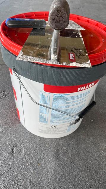 Knauf Filler Pasta beschikbaar voor biedingen