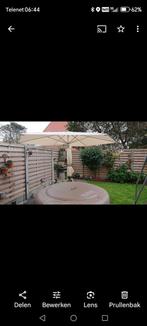 Muurparasol uitschuifbaar en kantelbaar in zeer goede staat, Tuin en Terras, Parasols, Ophalen of Verzenden, Zo goed als nieuw
