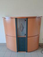 Barkast (dressoir), Ophalen, Met deur(en)