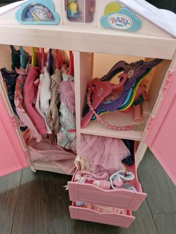 poppen beschikbaar voor biedingen