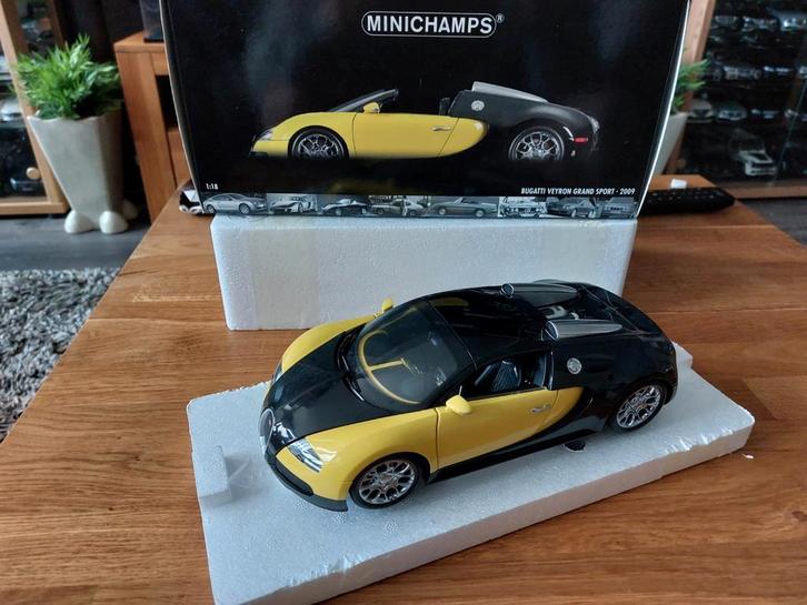 Minichamps Bugatti Veyron Grand Sport 1/18 Noir Citron, Hobby & Loisirs créatifs, Voitures miniatures | 1:18, Comme neuf, Voiture