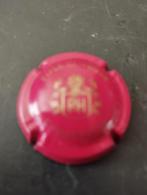 Een champagne capsule of bier capsule kleur donker roze en g, Verzamelen, Ophalen