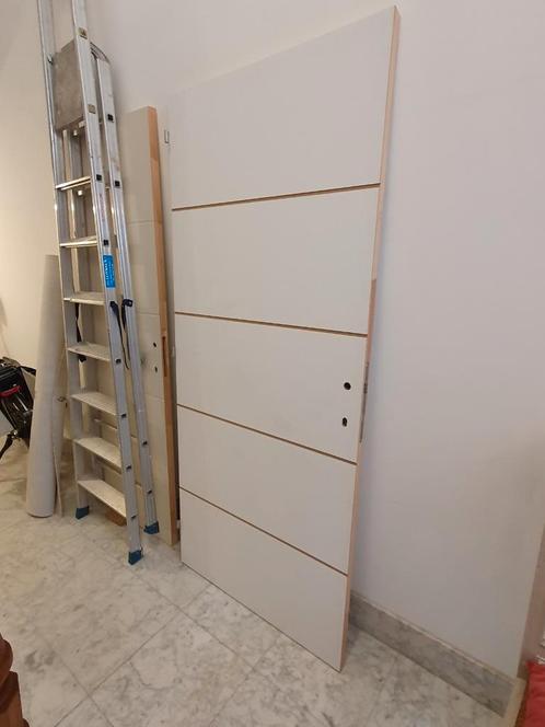 Voorgelakte nieuwe deur., Huis en Inrichting, Kasten | Schoenenkasten, Zo goed als nieuw, Ophalen