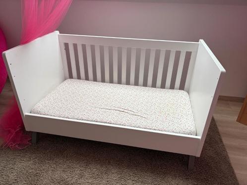 Babybed Bopita incl aerosleep matras, Kinderen en Baby's, Kinderkamer | Bedden, Zo goed als nieuw, Minder dan 140 cm, Minder dan 70 cm