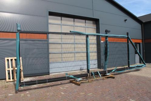 rolpoort handmatig h215 x b615/795cm NIEUW, Tuin en Terras, Tuinpoorten, Nieuw, Schuifpoort, Staal, 200 cm of meer, 200 cm of meer