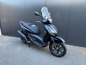 Piaggio BEVERLY 400 beschikbaar voor biedingen