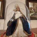 Globe Maria met kind onder glazen stolp, Ophalen