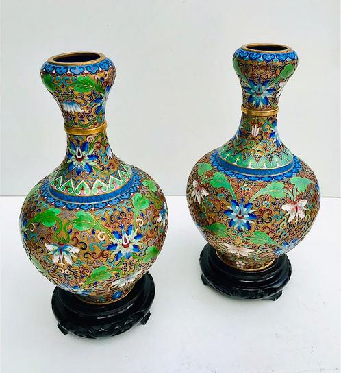 Paire de vases chinois Champlevé Cloisonné ZI JIN CHENG 1950, Antiquités & Art, Antiquités | Vases, Enlèvement ou Envoi