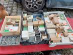 Lot de boîtes de vis fendue, Enlèvement, Comme neuf, Vis