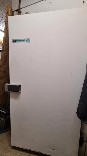 Diepvriescel  1,8 x 2,8 x 2,2 (binnen), Enlèvement, Utilisé