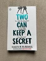 Karen M. McManus - Two Can Keep a Secret, Ophalen of Verzenden, Zo goed als nieuw, Karen M. McManus