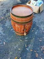 Bar en forme de tonneau .., Enlèvement