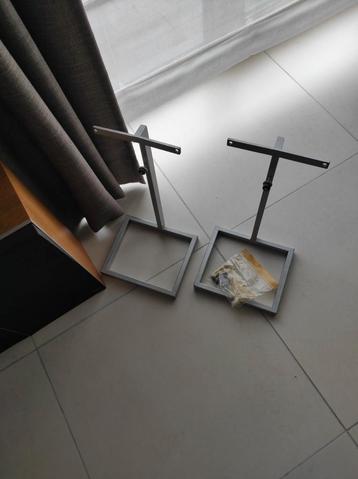 Stands voor beovox 45 luidsprekers.. beschikbaar voor biedingen