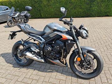 Triumph Street Triple RS 765 '24 0km disponible aux enchères