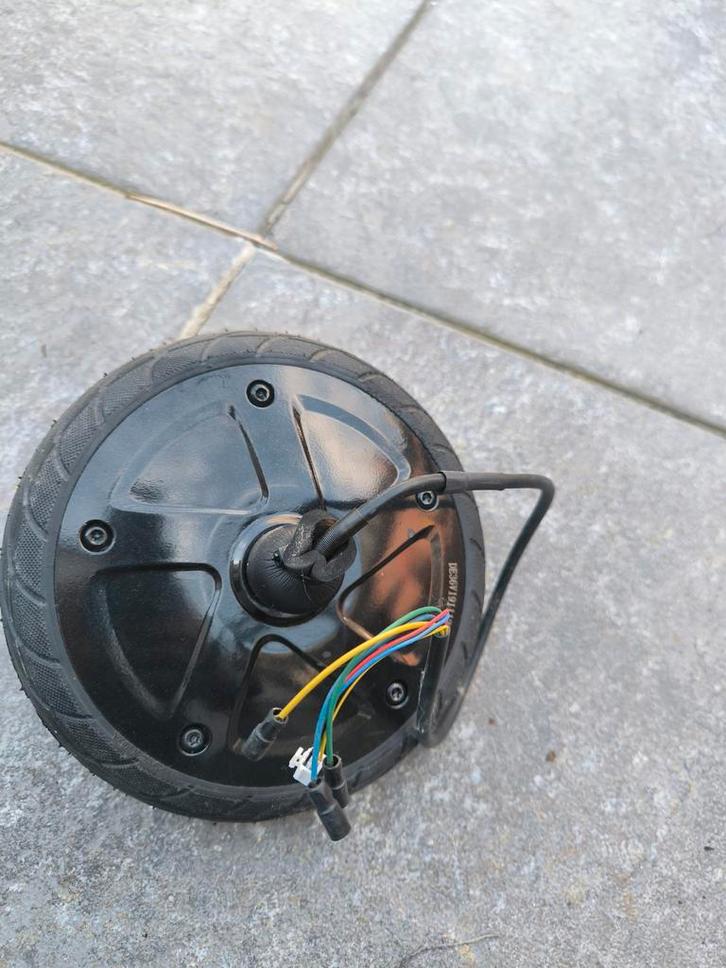 MOTEUR TROTTINETTE NINEBOT ES2  ES4 + pieces, Fietsen en Brommers, Steps, Nieuw, Ophalen of Verzenden