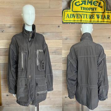 Vintage korte jas Camel Trophy Adventure Wear - maat 50 disponible aux enchères