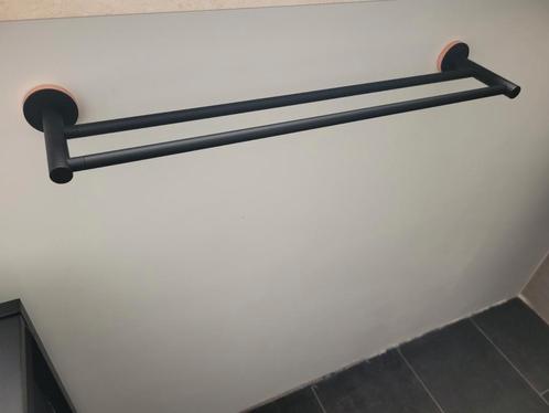 Nieuw metalen handdoekrekje in de doos mat zwart mooie afw!, Huis en Inrichting, Badkamer | Badtextiel en Accessoires, Nieuw, Zwart