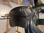 Selle de dressage childeric 18', Dieren en Toebehoren, Ophalen, Zo goed als nieuw, Dressuur