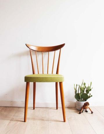 Vintage houten spijlenstoeltjes (4 stuks) beschikbaar voor biedingen
