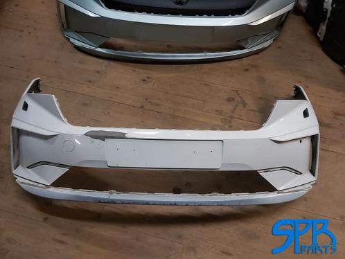 Voorbumper SKODA ENYAQ IV 5LA VOOR BUMPER 5LA807221 SRA 6PDC, Auto-onderdelen, Carrosserie, Bumper, Skoda, Voor, Gebruikt