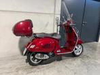 Vespa GTS300 Touring in prachtstaat met opties (bj 2017), Motoren, Scooter, 300 cc, Bedrijf, 12 t/m 35 kW